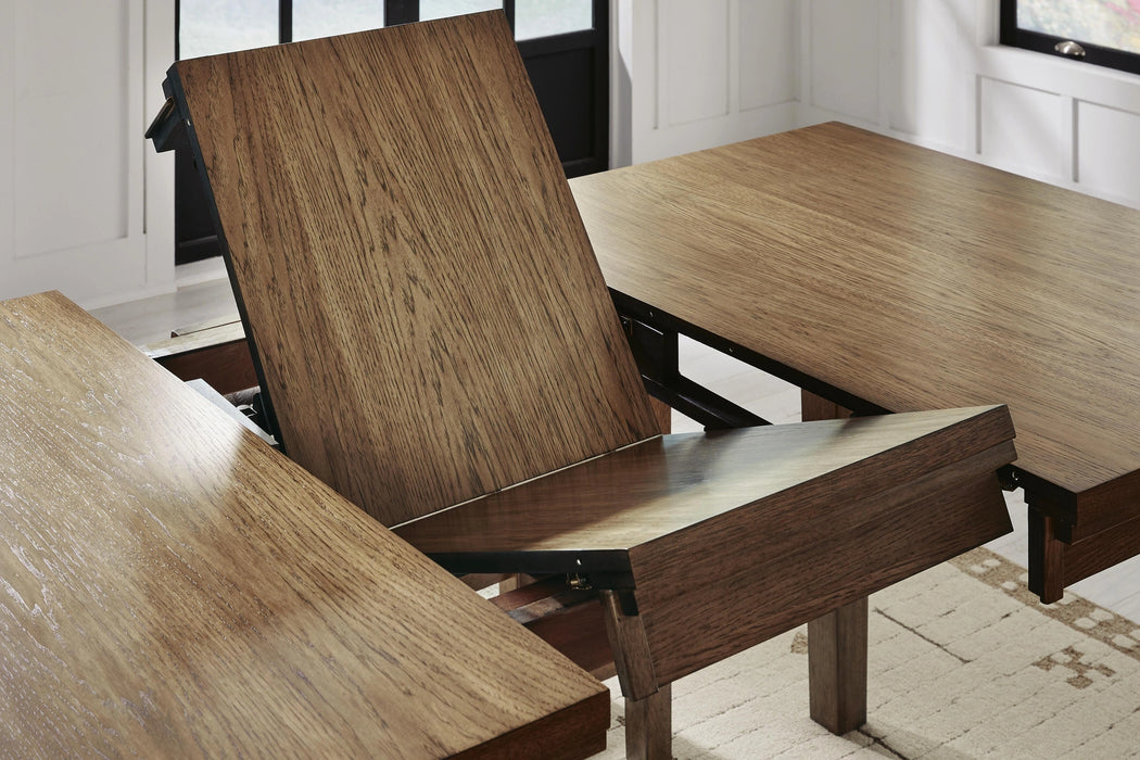 Urbinforte Dinning Room Set
