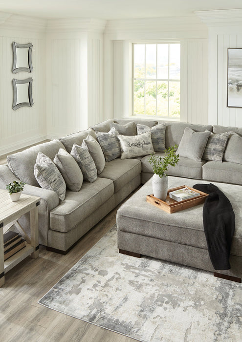 Bayless 4-Piece Upholstery Package