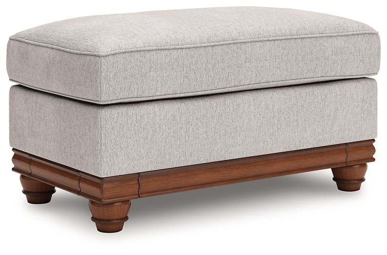 Clearbrooke Living Room Set
